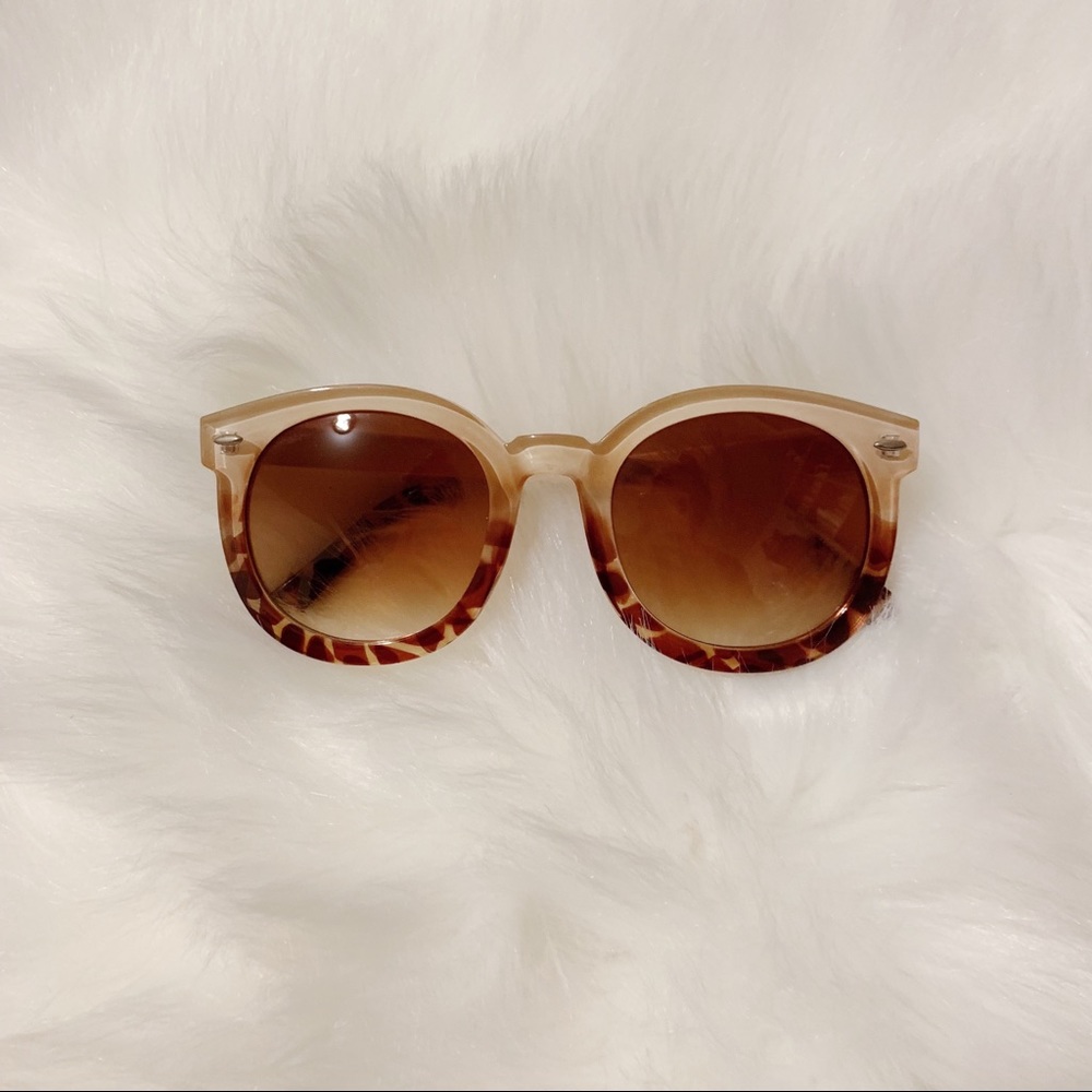 Free People Tortoise Sunnies